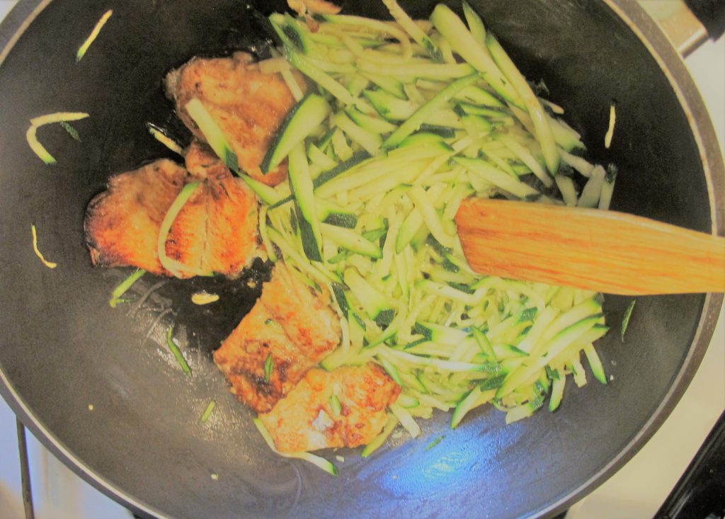Fring zucchini with fired fish