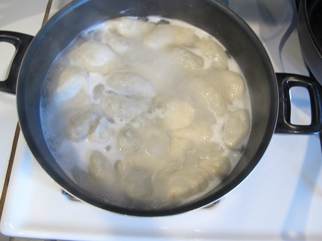 Dumplings boiling